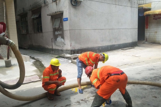 抽粪抽污水